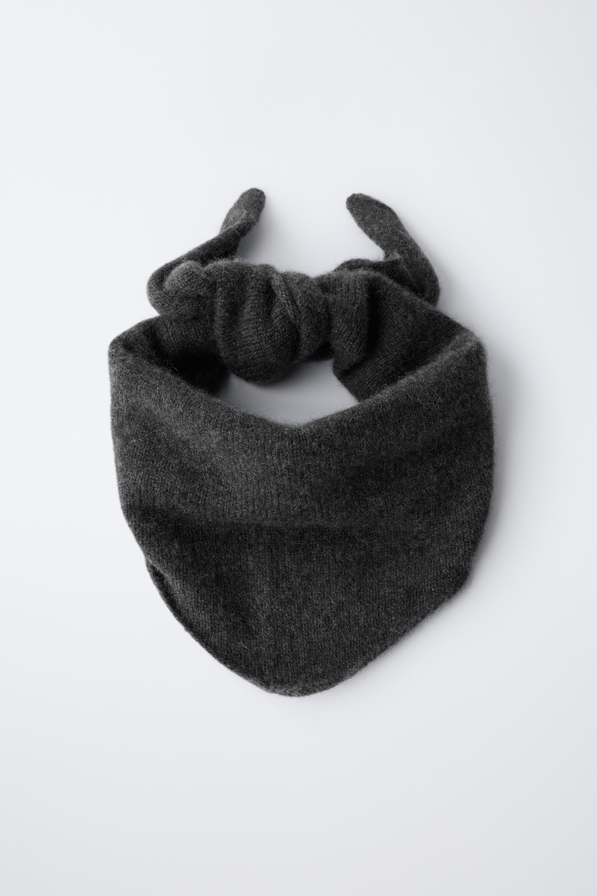 TRIANGULAR 100% CASHMERE SCARF